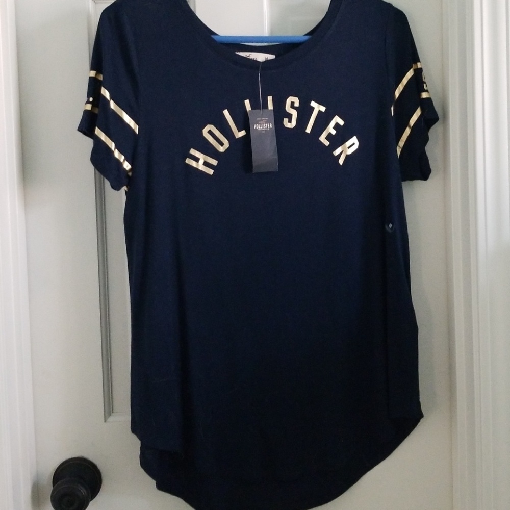 Women's Hollister shirt